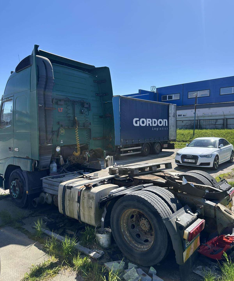 Volvo FH12 - شاحنة جرار: صور 5 Volvo FH12 - شاحنة جرار: صور 5