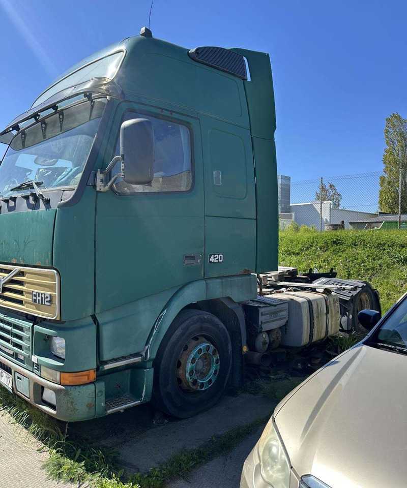Volvo FH12 - شاحنة جرار: صور 4 Volvo FH12 - شاحنة جرار: صور 4