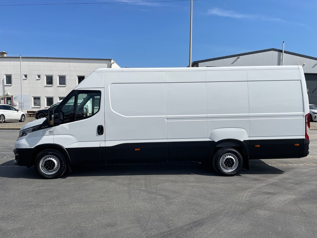 Iveco Daily 35S16 L4H2 Kastenwagen/GARANTIE/4680mm/AC - فان: صور 4 Iveco Daily 35S16 L4H2 Kastenwagen/GARANTIE/4680mm/AC - فان: صور 4