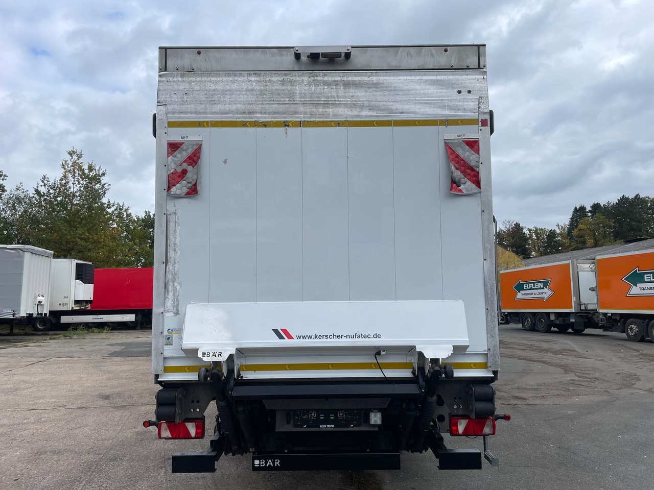 KERSCHER ZAA18 Kühlkoffer/CARRIER/SUPRA900U/LBW - مبردة مقطورة: صور 3 KERSCHER ZAA18 Kühlkoffer/CARRIER/SUPRA900U/LBW - مبردة مقطورة: صور 3