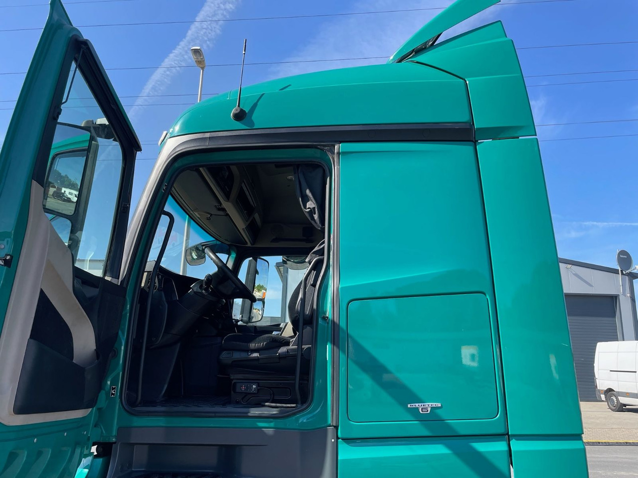 شاحنة جرار Mercedes-Benz Actros 1843 4x2 MEGA/Standheizung/ACC/2xTank/EU6: صور 8
