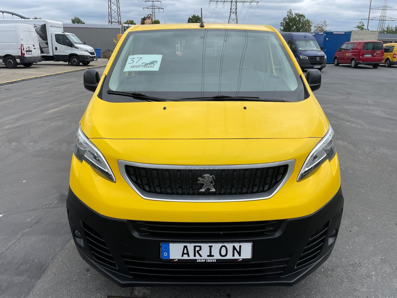 Peugeot Expert Kasten Pro L3/2.0 BlueHDI/AC/15xVerfügbar - فان المدمجة: صور 2 Peugeot Expert Kasten Pro L3/2.0 BlueHDI/AC/15xVerfügbar - فان المدمجة: صور 2
