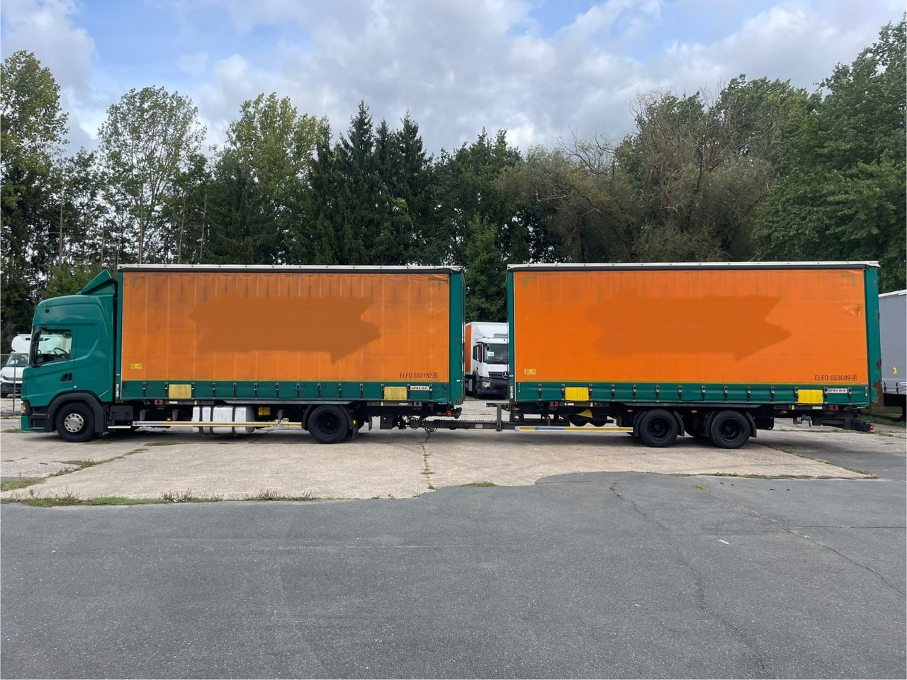 Scania G450 Pritsche+Plane/ANHÄNGER/KOTSCHENREUTHER - شاحنة ستارة: صور 5 Scania G450 Pritsche+Plane/ANHÄNGER/KOTSCHENREUTHER - شاحنة ستارة: صور 5