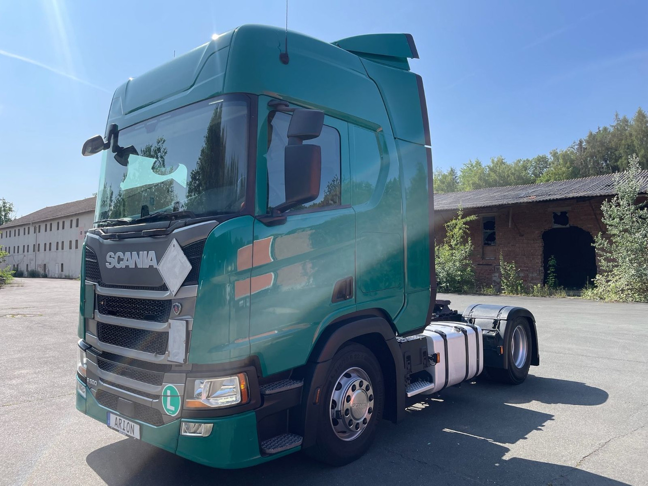 Scania R500 4x2 SZM/Retarder/StandAC/2xBett/2xTank/EU6d - شاحنة جرار: صور 3 Scania R500 4x2 SZM/Retarder/StandAC/2xBett/2xTank/EU6d - شاحنة جرار: صور 3