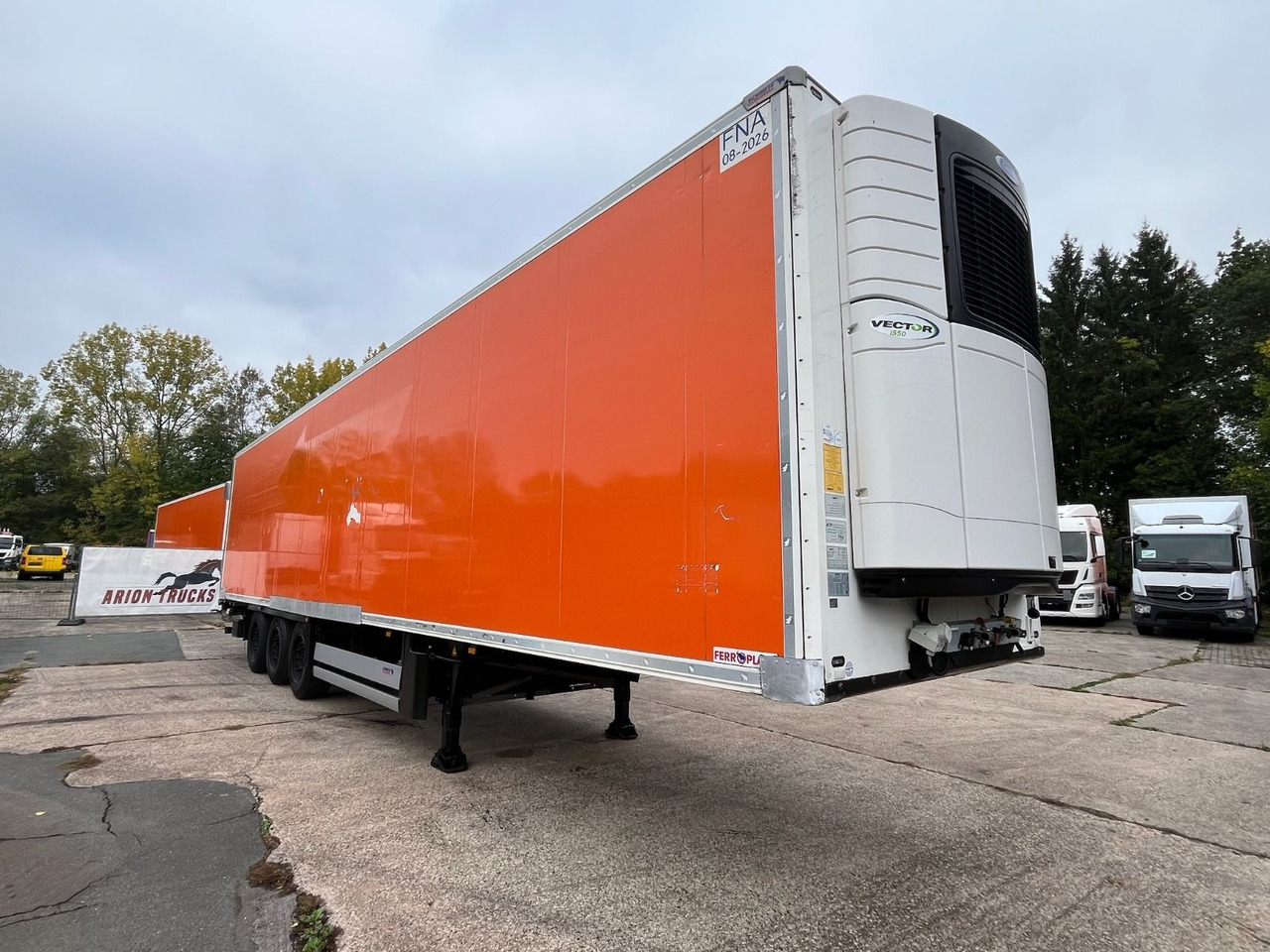 Schmitz Cargobull SCB*S3B/CARRIER/Vector1550/LBW/BÄR/2347h/13,4m - بصندوق مغلق نصف مقطورة: صور 1 Schmitz Cargobull SCB*S3B/CARRIER/Vector1550/LBW/BÄR/2347h/13,4m - بصندوق مغلق نصف مقطورة: صور 1