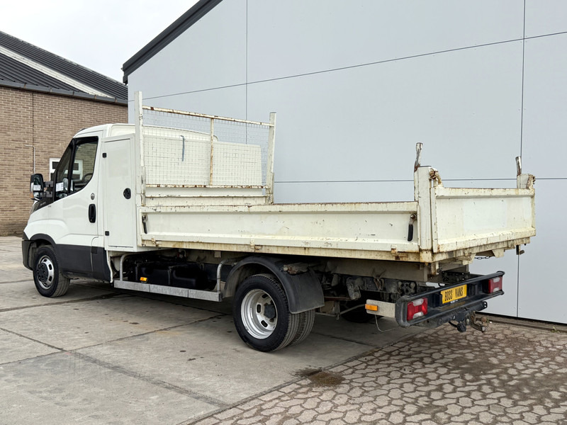 Iveco Daily 35C12 2.3 Kipper Dubbellucht 3.5t Trekhaak Airco Cruise Control Luchtgeveerde stoel - قلاب صغير: صور 3 Iveco Daily 35C12 2.3 Kipper Dubbellucht 3.5t Trekhaak Airco Cruise Control Luchtgeveerde stoel - قلاب صغير: صور 3