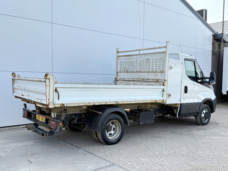 Iveco Daily 35C18 3.0 3.0 Automaat Kipper Dubbellucht 3.5t Trekhaak Airco Cruise Control Navigatie - قلاب صغير: صور 4 Iveco Daily 35C18 3.0 3.0 Automaat Kipper Dubbellucht 3.5t Trekhaak Airco Cruise Control Navigatie - قلاب صغير: صور 4
