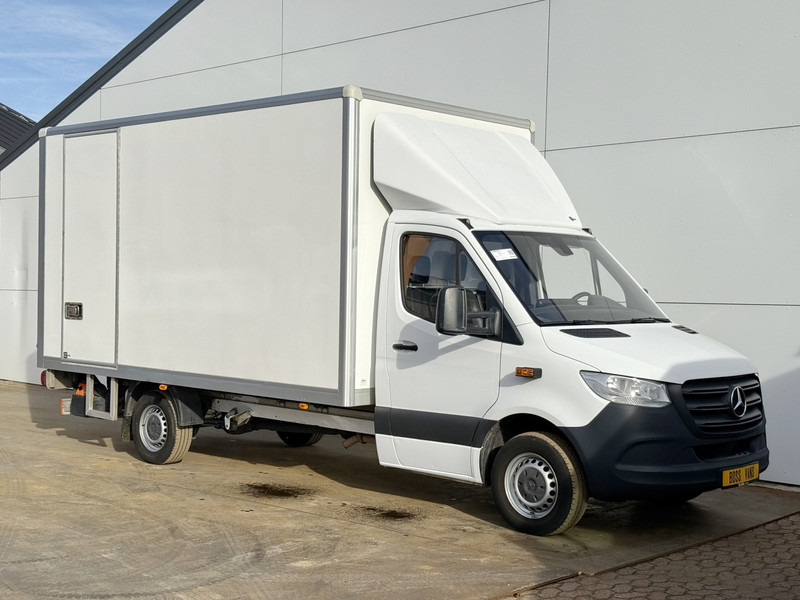 Mercedes-Benz Sprinter 314 2.2 CDI Laadklep Automaat Climate Control Koffer Bakwagen Meubelbak - الشاحنات الصغيرة صندوق مغلق: صور 4 Mercedes-Benz Sprinter 314 2.2 CDI Laadklep Automaat Climate Control Koffer Bakwagen Meubelbak - الشاحنات الصغيرة صندوق مغلق: صور 4