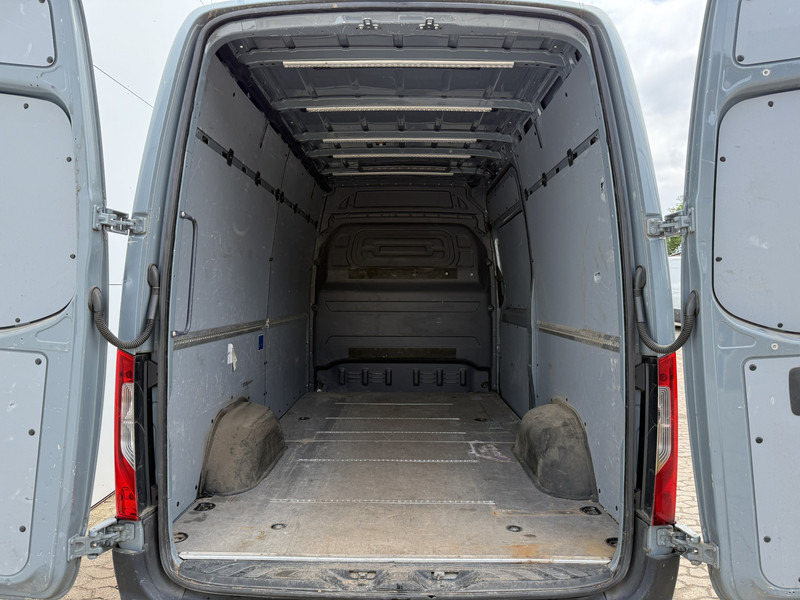 فان المدمجة Mercedes-Benz Sprinter 315 1.9 CDI L2H2 Climate Control Cruise Control Carplay Camera RWD: صور 12