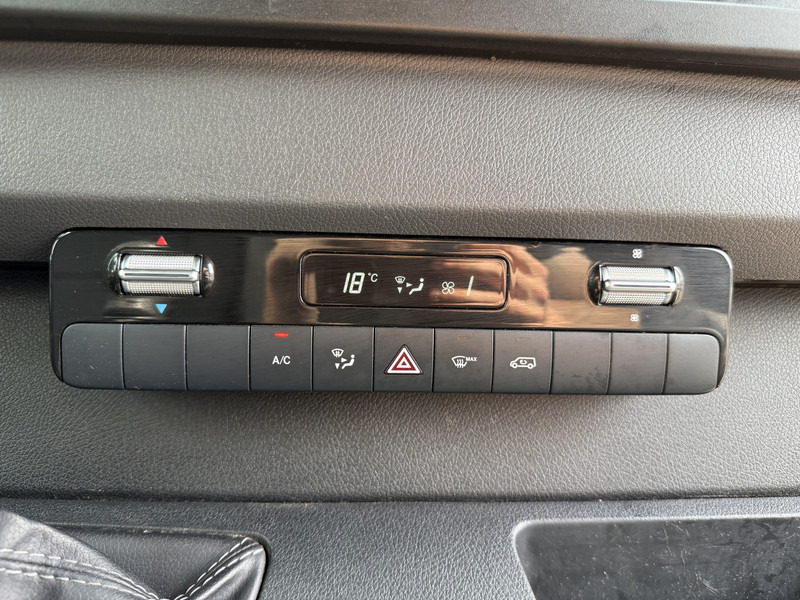 فان المدمجة Mercedes-Benz Sprinter 315 1.9 CDI L2H2 Climate Control Cruise Control Carplay Camera RWD: صور 17