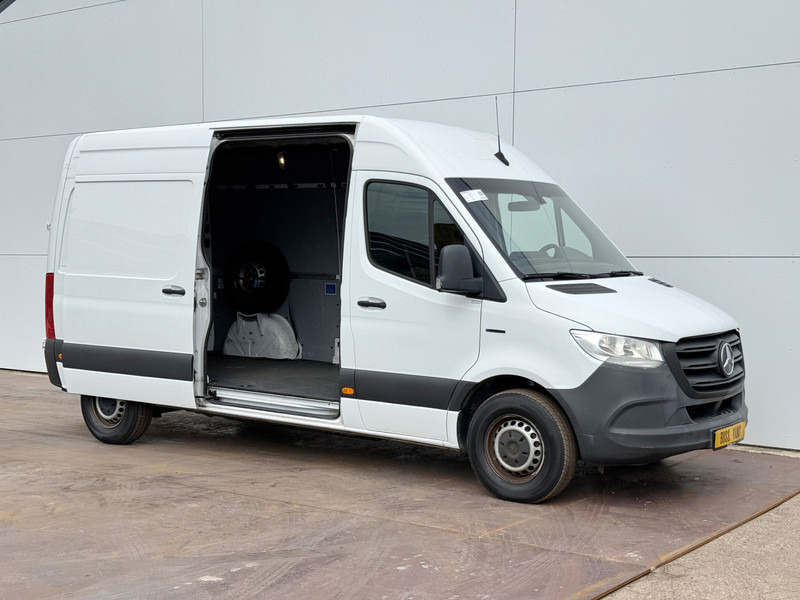 Mercedes-Benz eSprinter 312 - Binnenkort verwacht! L2H2 100% Elektrisch 55kWh 168km WLTP 80kw Snelladen Climate Control Camera Stoelverwarming - فان, فان كهربائية: صور 5 Mercedes-Benz eSprinter 312 - Binnenkort verwacht! L2H2 100% Elektrisch 55kWh 168km WLTP 80kw Snelladen Climate Control Camera Stoelverwarming - فان, فان كهربائية: صور 5