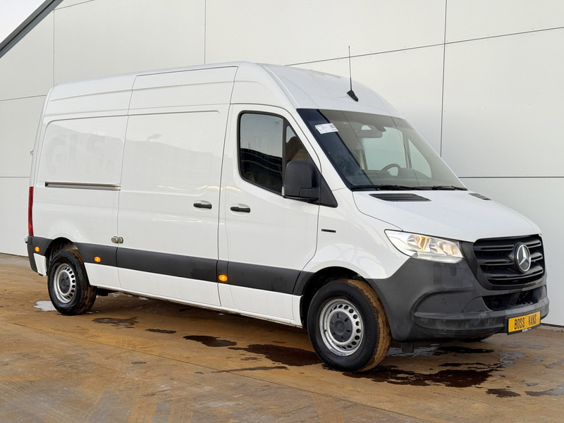 Mercedes-Benz eSprinter eSprinter L2H2 55 kWh ALL-IN PRIJS L2H2 55kWh 168km WLTP 80kw Snelladen Climate Control Camera Stoelverwarming - فان, فان كهربائية: صور 4 Mercedes-Benz eSprinter eSprinter L2H2 55 kWh ALL-IN PRIJS L2H2 55kWh 168km WLTP 80kw Snelladen Climate Control Camera Stoelverwarming - فان, فان كهربائية: صور 4