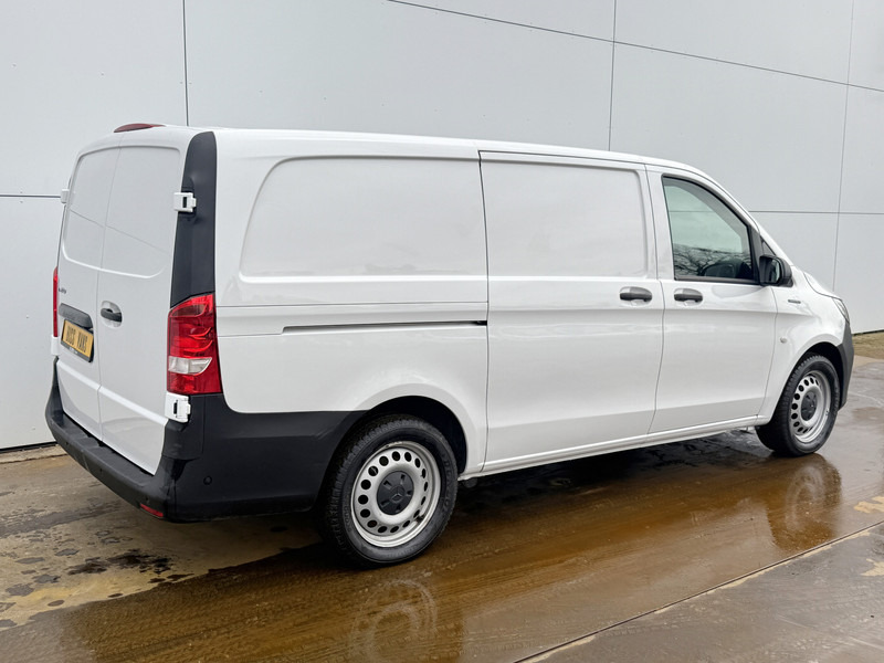 Mercedes-Benz eVito 112 Elektrisch 66kWh 280km WLTP Snelladen Climate Control Camera Parkeersensoren voor achter Stoelverwarming - فان المدمجة, فان كهربائية: صور 3 Mercedes-Benz eVito 112 Elektrisch 66kWh 280km WLTP Snelladen Climate Control Camera Parkeersensoren voor achter Stoelverwarming - فان المدمجة, فان كهربائية: صور 3