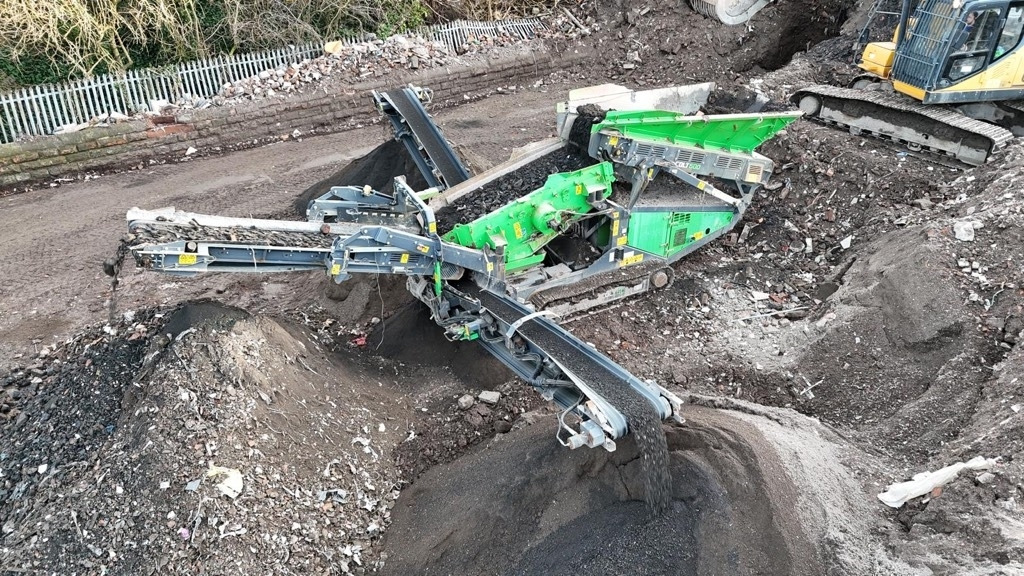 EvoQuip Colt 600 - غربال: صور 1 EvoQuip Colt 600 - غربال: صور 1