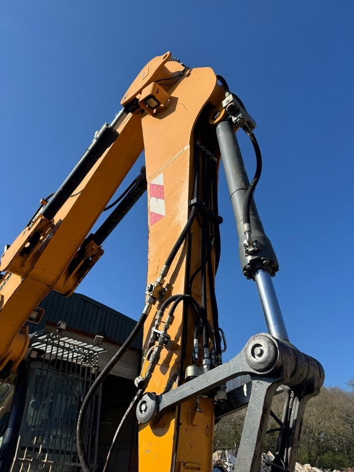 Liebherr LH 22 M - حفارة النقل والشحن: صور 4 Liebherr LH 22 M - حفارة النقل والشحن: صور 4
