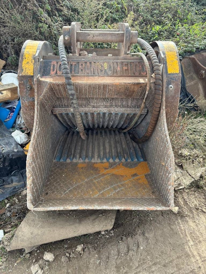 MB Crusher BF 80.3 - كسارة: صور 5 MB Crusher BF 80.3 - كسارة: صور 5