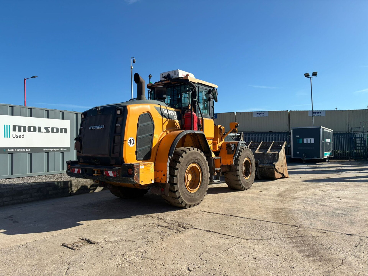 Hyundai HL955AXT - اللودر بعجل: صور 5 Hyundai HL955AXT - اللودر بعجل: صور 5