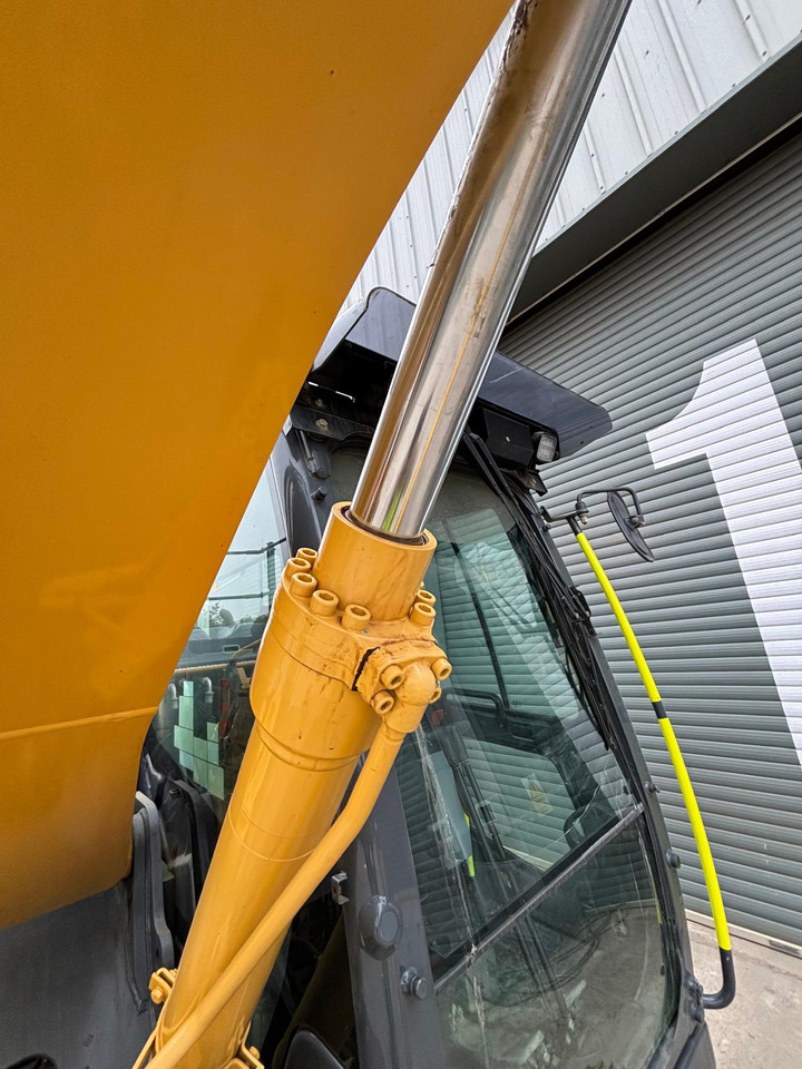 Kobelco SK130LC-11 إيجار Kobelco SK130LC-11: صور 15 Kobelco SK130LC-11 إيجار Kobelco SK130LC-11: صور 15