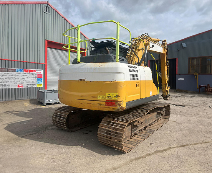 Kobelco SK130LC-11 - حفارات زحافة: صور 5 Kobelco SK130LC-11 - حفارات زحافة: صور 5