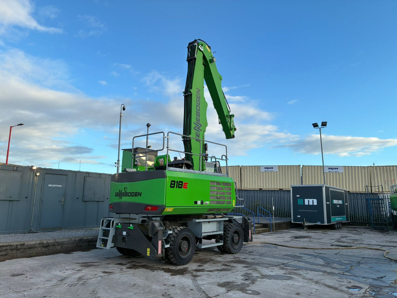 Sennebogen 818E Electric - حفارة النقل والشحن: صور 5 Sennebogen 818E Electric - حفارة النقل والشحن: صور 5