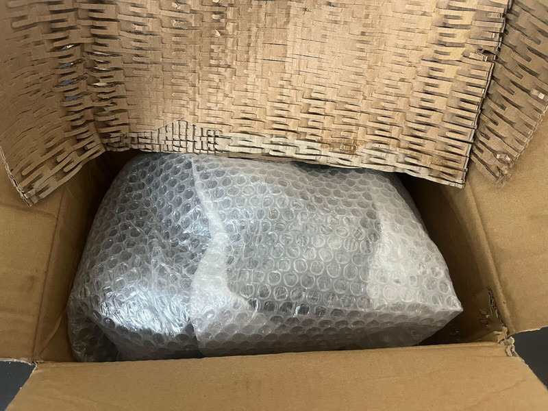 Liebherr P944 / R954 / R944 / R954 / L556-454 / L566-460 - مضخة المبرد: صور 3 Liebherr P944 / R954 / R944 / R954 / L556-454 / L566-460 - مضخة المبرد: صور 3