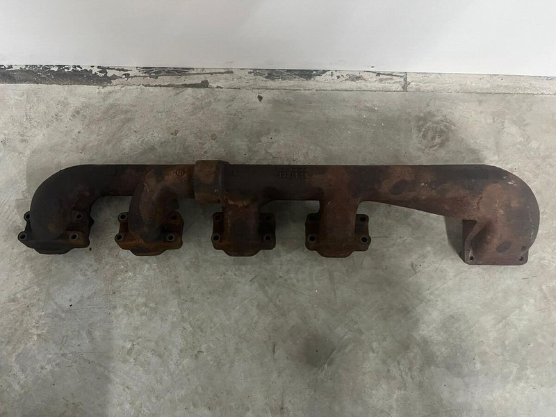 Liebherr Uitlaatspruitstuk D 9408 / Uitlaat spruitstuk - المحرك و قطع الغيار: صور 1 Liebherr Uitlaatspruitstuk D 9408 / Uitlaat spruitstuk - المحرك و قطع الغيار: صور 1