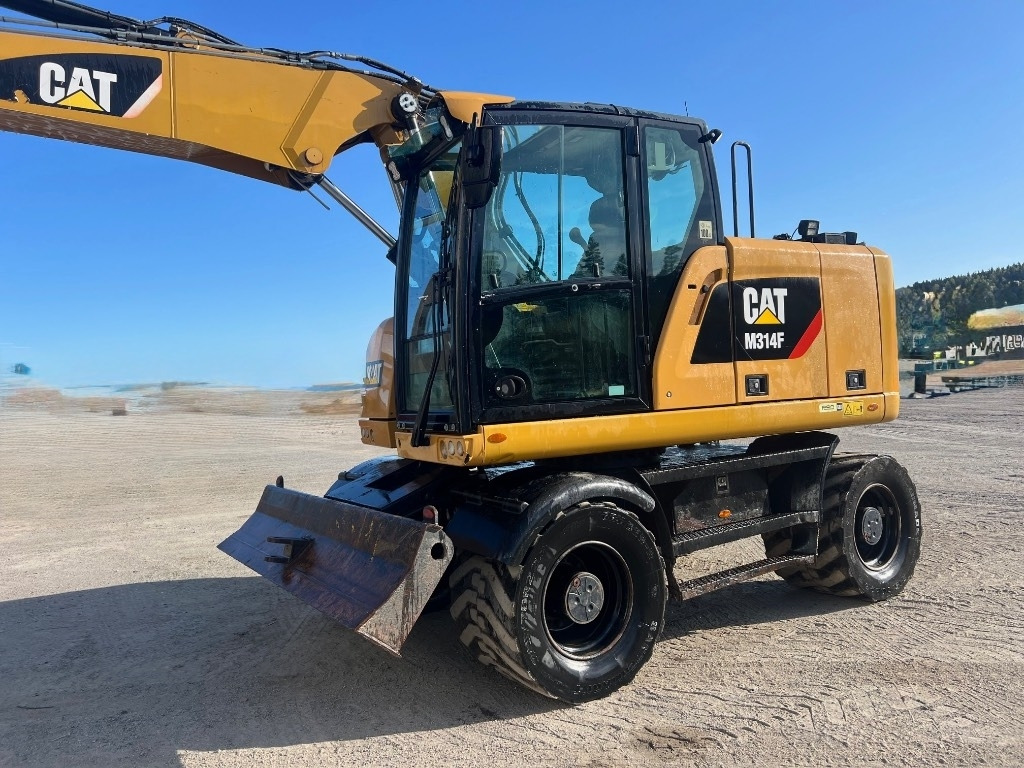 CAT M314F - حفارة على عجلات: صور 1 CAT M314F - حفارة على عجلات: صور 1