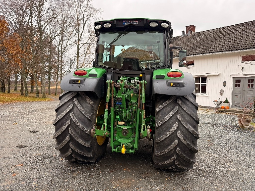 جرار John Deere 6155 R: صور 11