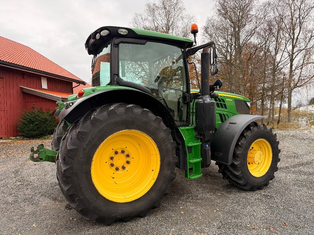 جرار John Deere 6155 R: صور 9