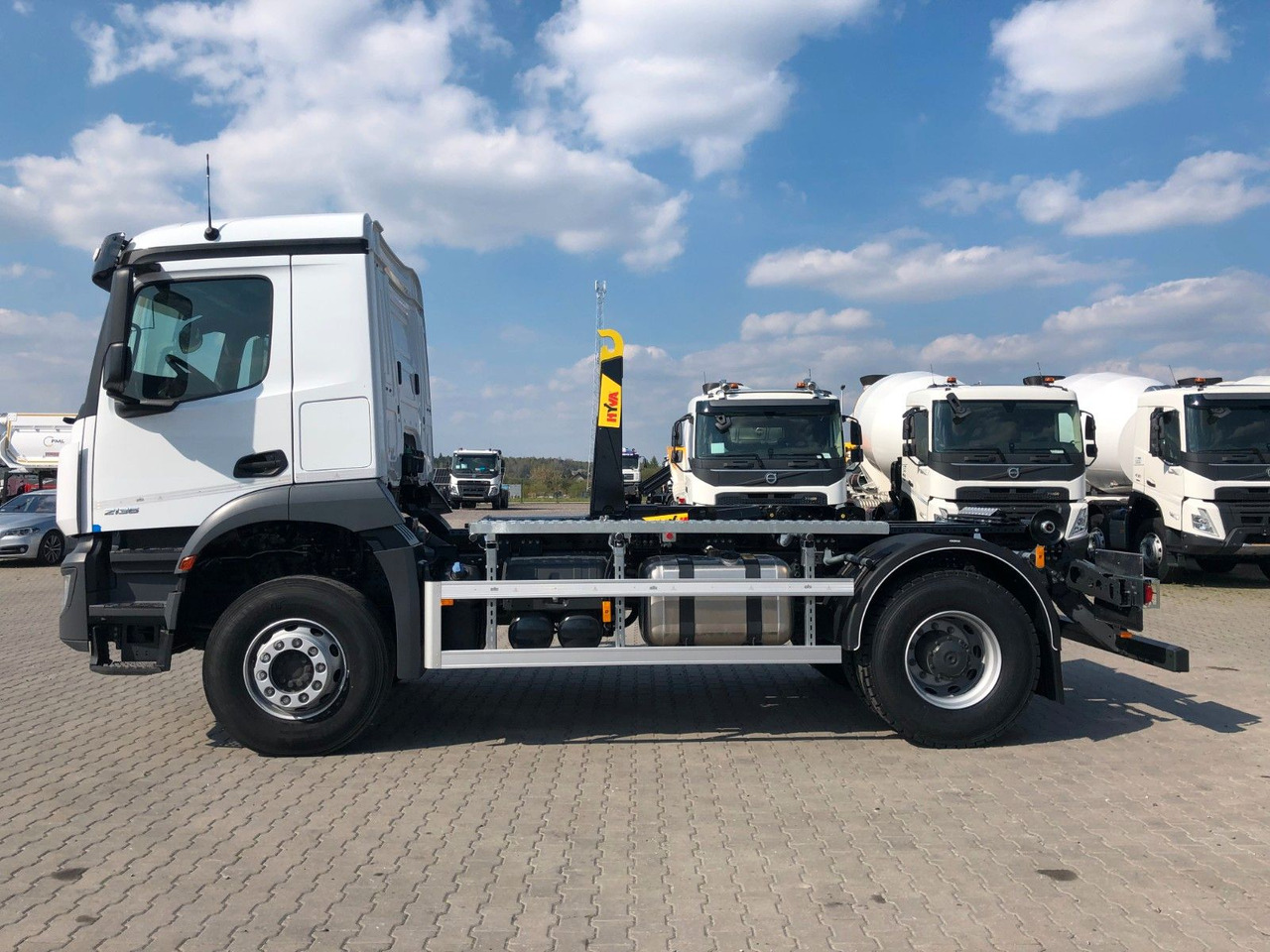 Mercedes-Benz AROCS 2136 Abrollkipper HYVA HKS-12-37-S - شاحنة ذات الخطاف: صور 4 Mercedes-Benz AROCS 2136 Abrollkipper HYVA HKS-12-37-S - شاحنة ذات الخطاف: صور 4