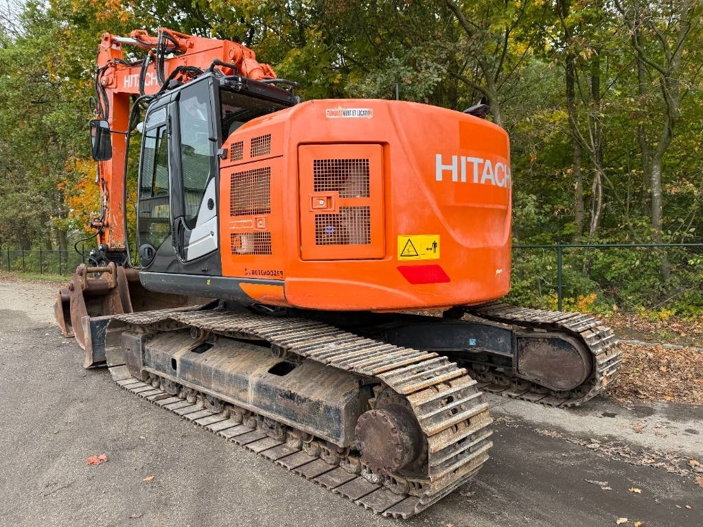 Hitachi ZX 225 US LC-6  - حفارات زحافة: صور 3 Hitachi ZX 225 US LC-6  - حفارات زحافة: صور 3