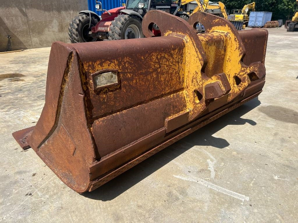 Verachtert CW45S Ditch cleaning bucket - بكت - آلات البناء: صور 5 Verachtert CW45S Ditch cleaning bucket - بكت - آلات البناء: صور 5
