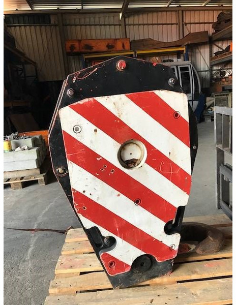 Liebherr 30t. Hook block 1-sheave 23mm - ونش كرين - آلات البناء: صور 2 Liebherr 30t. Hook block 1-sheave 23mm - ونش كرين - آلات البناء: صور 2