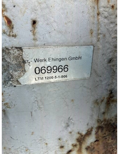 Liebherr Ballastplatten / Counterweight plates LTM 1200-5.1 - ونش كرين - آلات البناء: صور 3 Liebherr Ballastplatten / Counterweight plates LTM 1200-5.1 - ونش كرين - آلات البناء: صور 3