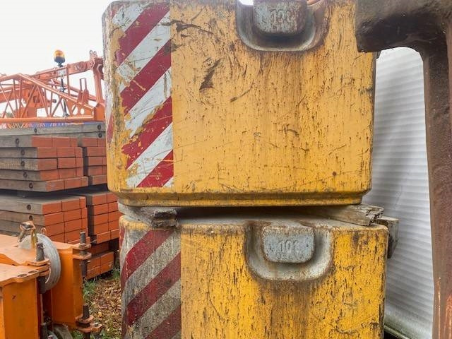 Liebherr Ballastplatten / Counterweight plates LTM 1200-5.1 - ونش كرين - آلات البناء: صور 2 Liebherr Ballastplatten / Counterweight plates LTM 1200-5.1 - ونش كرين - آلات البناء: صور 2