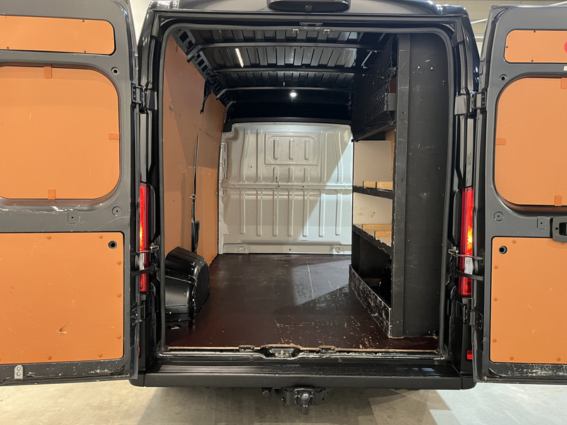 فان المدمجة Fiat Ducato 2.3 MultiJet L2H2 120 PK / Euro 6 / Airco / Camera / Cruise Control / Trekhaak / Navigatie / 3-Zits / 72.600 KM !!: صور 18