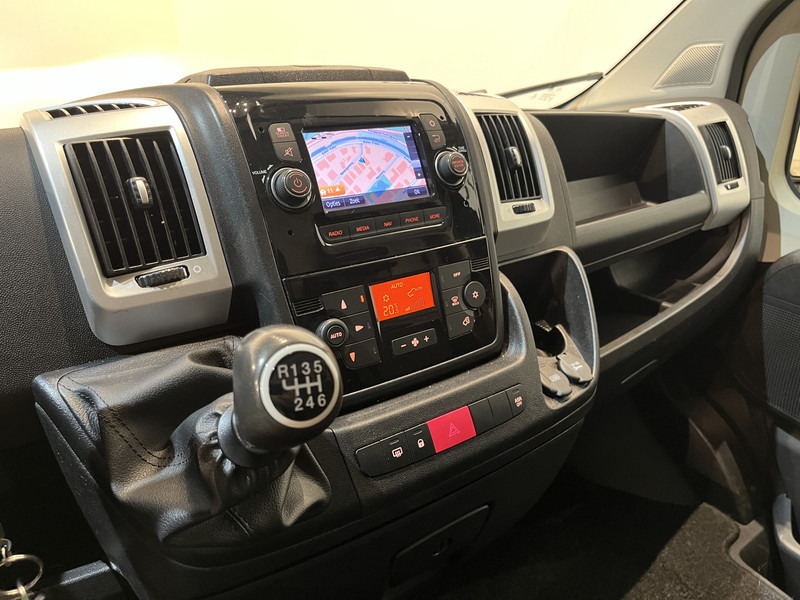 فان المدمجة Fiat Ducato 2.3 MultiJet L2H2 120 PK / Euro 6 / Airco / Camera / Cruise Control / Trekhaak / Navigatie / 3-Zits / 72.600 KM !!: صور 5