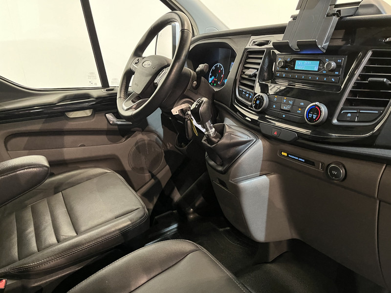 Ford Transit Custom 300 2.0 TDCI 130 PK L1H1 Trail / Euro6 / Airco / Cruise / Leer / PDC / 3-zits / 35.000 KM !! / BPM VRIJ !! - فان المدمجة: صور 3 Ford Transit Custom 300 2.0 TDCI 130 PK L1H1 Trail / Euro6 / Airco / Cruise / Leer / PDC / 3-zits / 35.000 KM !! / BPM VRIJ !! - فان المدمجة: صور 3