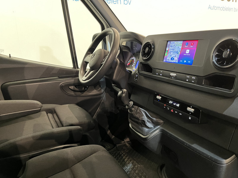 Mercedes-Benz Sprinter 315 CDI L3 RWD Open Laadbak / Euro 6 / Airco / MBUX / CarPlay / Navigatie / 3-Zits / 75.200 KM !! / BPM VRIJ !! - الشاحنات الصغيرة المسطحة: صور 3 Mercedes-Benz Sprinter 315 CDI L3 RWD Open Laadbak / Euro 6 / Airco / MBUX / CarPlay / Navigatie / 3-Zits / 75.200 KM !! / BPM VRIJ !! - الشاحنات الصغيرة المسطحة: صور 3