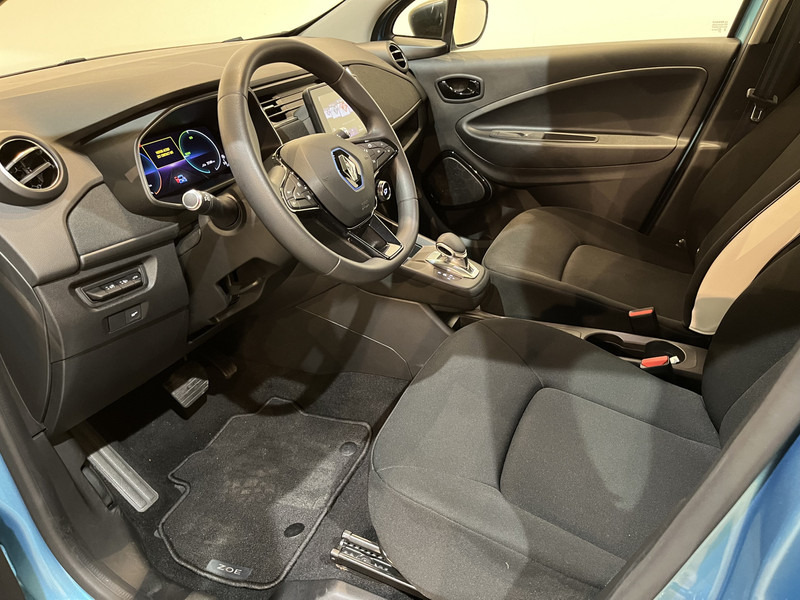 Renault ZOE R110 Life 52 kWh (Accuhuur) / Carplay / Airco / Cruise Control / 100% elektrisch / 31.200 KM !! Prijs ex BTW € 7.850,- - هاتشباك: صور 4 Renault ZOE R110 Life 52 kWh (Accuhuur) / Carplay / Airco / Cruise Control / 100% elektrisch / 31.200 KM !! Prijs ex BTW € 7.850,- - هاتشباك: صور 4