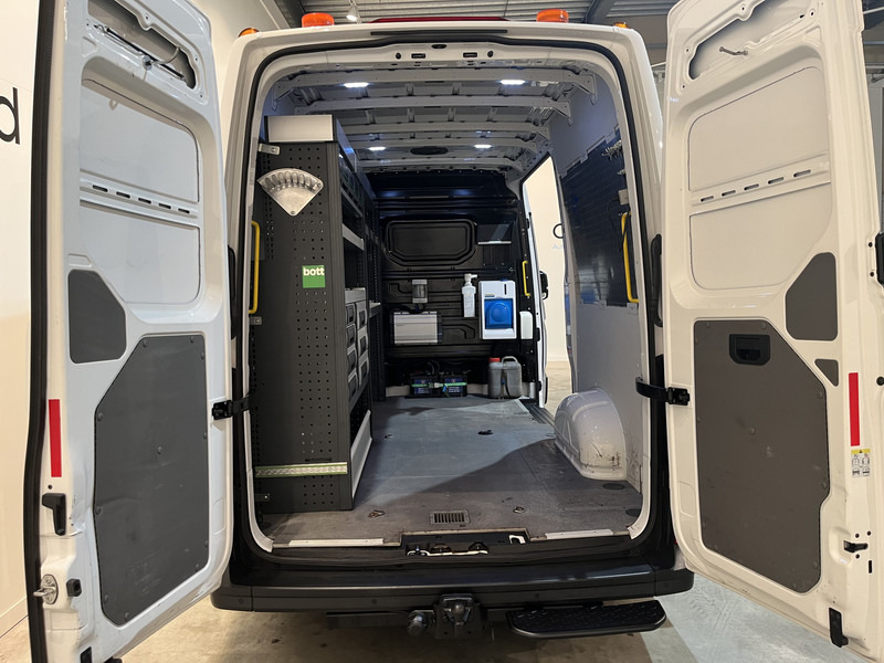 Volkswagen Crafter 35 2.0 TDI L3H3 180 PK Servicebus / Bott Inrichting / Euro 6 / Trekhaak 3000 KG / 220V. / Airco / Navigatie / CarPlay / Cruise Control / PDC 85.250 KM !! - فان, الشاحنات الصغيرة كابينة مزدوجة: صور 5 Volkswagen Crafter 35 2.0 TDI L3H3 180 PK Servicebus / Bott Inrichting / Euro 6 / Trekhaak 3000 KG / 220V. / Airco / Navigatie / CarPlay / Cruise Control / PDC 85.250 KM !! - فان, الشاحنات الصغيرة كابينة مزدوجة: صور 5
