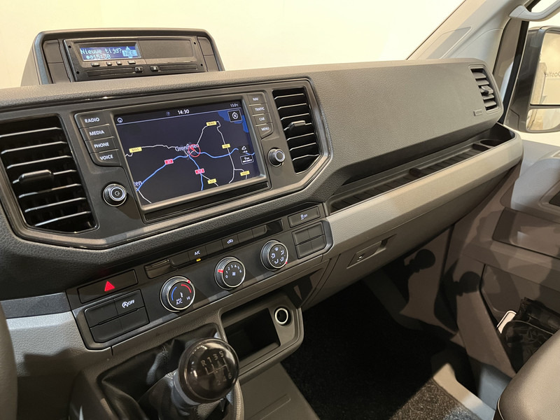 Volkswagen Crafter Crafter 50 TDI 180 PK Open Laadbak / Hiab Kraan / Euro 6 / Airco / Trekhaak 3500 KG / Cruise Control / CarPlay / 51.000 KM !! C-Rijbewijs !! - الشاحنات الصغيرة المسطحة, شاحنة كرين: صور 5 Volkswagen Crafter Crafter 50 TDI 180 PK Open Laadbak / Hiab Kraan / Euro 6 / Airco / Trekhaak 3500 KG / Cruise Control / CarPlay / 51.000 KM !! C-Rijbewijs !! - الشاحنات الصغيرة المسطحة, شاحنة كرين: صور 5