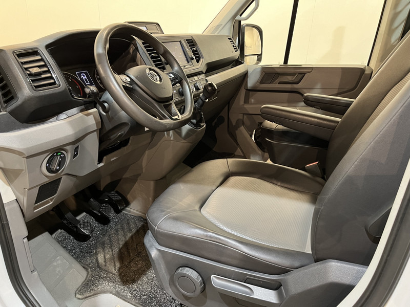 Volkswagen Crafter Crafter 50 TDI 180 PK Open Laadbak / Hiab Kraan / Euro 6 / Airco / Trekhaak 3500 KG / Cruise Control / CarPlay / 51.000 KM !! C-Rijbewijs !! - الشاحنات الصغيرة المسطحة, شاحنة كرين: صور 4 Volkswagen Crafter Crafter 50 TDI 180 PK Open Laadbak / Hiab Kraan / Euro 6 / Airco / Trekhaak 3500 KG / Cruise Control / CarPlay / 51.000 KM !! C-Rijbewijs !! - الشاحنات الصغيرة المسطحة, شاحنة كرين: صور 4