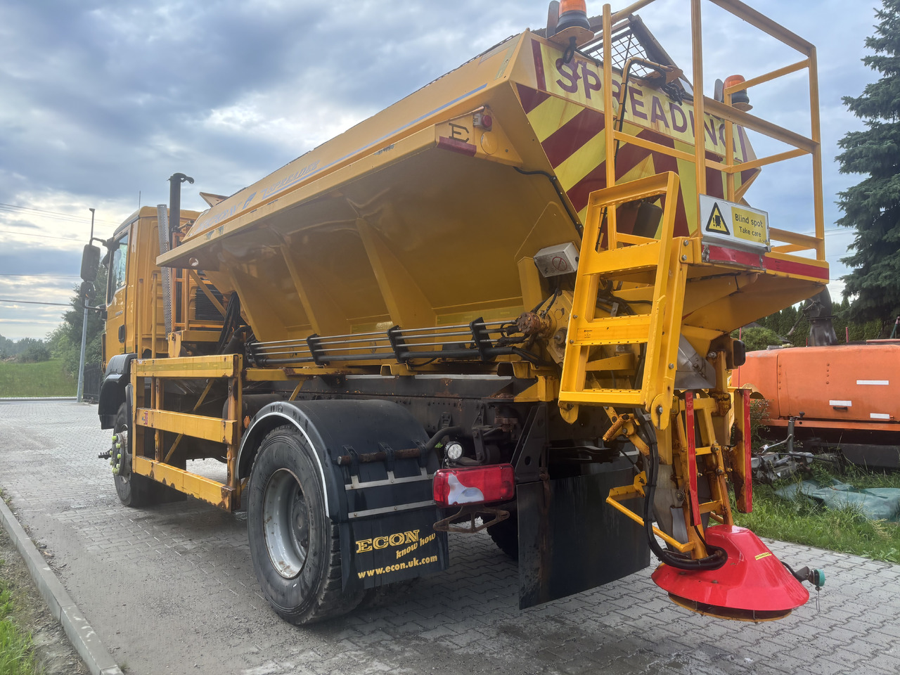 MAN TGM 18.250 4X4BB GRITTER/SPREADER/PLOUGH - جرافة ثلج: صور 3 MAN TGM 18.250 4X4BB GRITTER/SPREADER/PLOUGH - جرافة ثلج: صور 3