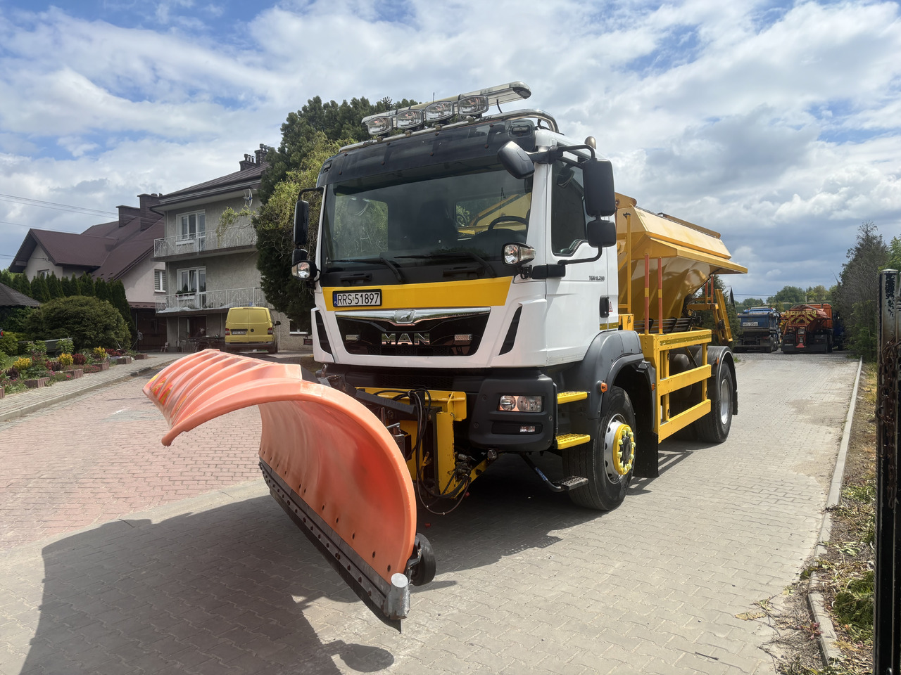 جرافة ثلج MAN TGM 18.290 4X4BB GRITTER/SPREADER PLOUGH ECON: صور 11