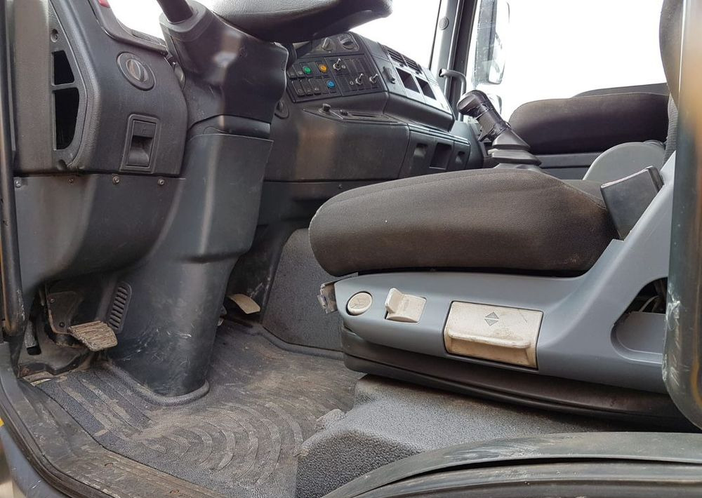 جرافة ثلج MAN TGM 18.290 4x4 piaskarka solarka wywrotka manual 2011: صور 6