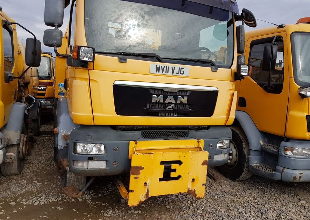 جرافة ثلج MAN TGM 18.290 4x4 piaskarka solarka wywrotka manual 2011: صور 7