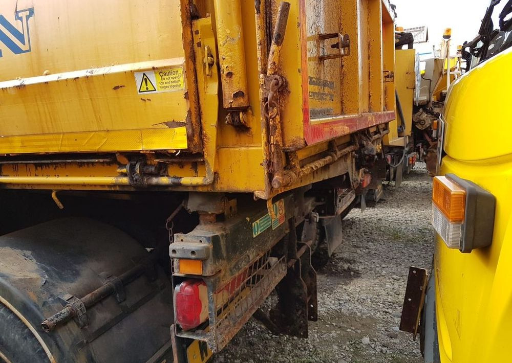 جرافة ثلج MAN TGM 18.290 4x4 piaskarka solarka wywrotka manual 2011: صور 10