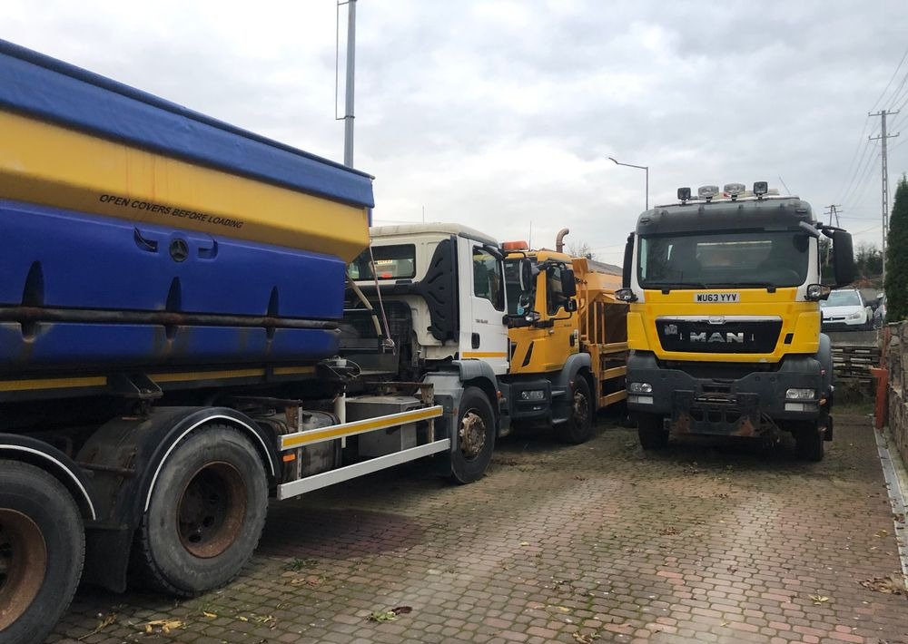 MAN TGS 26.320 6x6BB piaskarka solarka econ schmidt pług - سيارة بلدية, شاحنة: صور 4 MAN TGS 26.320 6x6BB piaskarka solarka econ schmidt pług - سيارة بلدية, شاحنة: صور 4