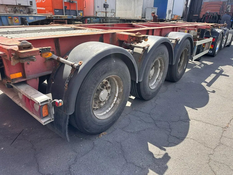 DESOT 3 x containerchassis 20-30ft - شاحنات الحاويات / جسم علوي قابل للتغيير نصف مقطورة: صور 3 DESOT 3 x containerchassis 20-30ft - شاحنات الحاويات / جسم علوي قابل للتغيير نصف مقطورة: صور 3